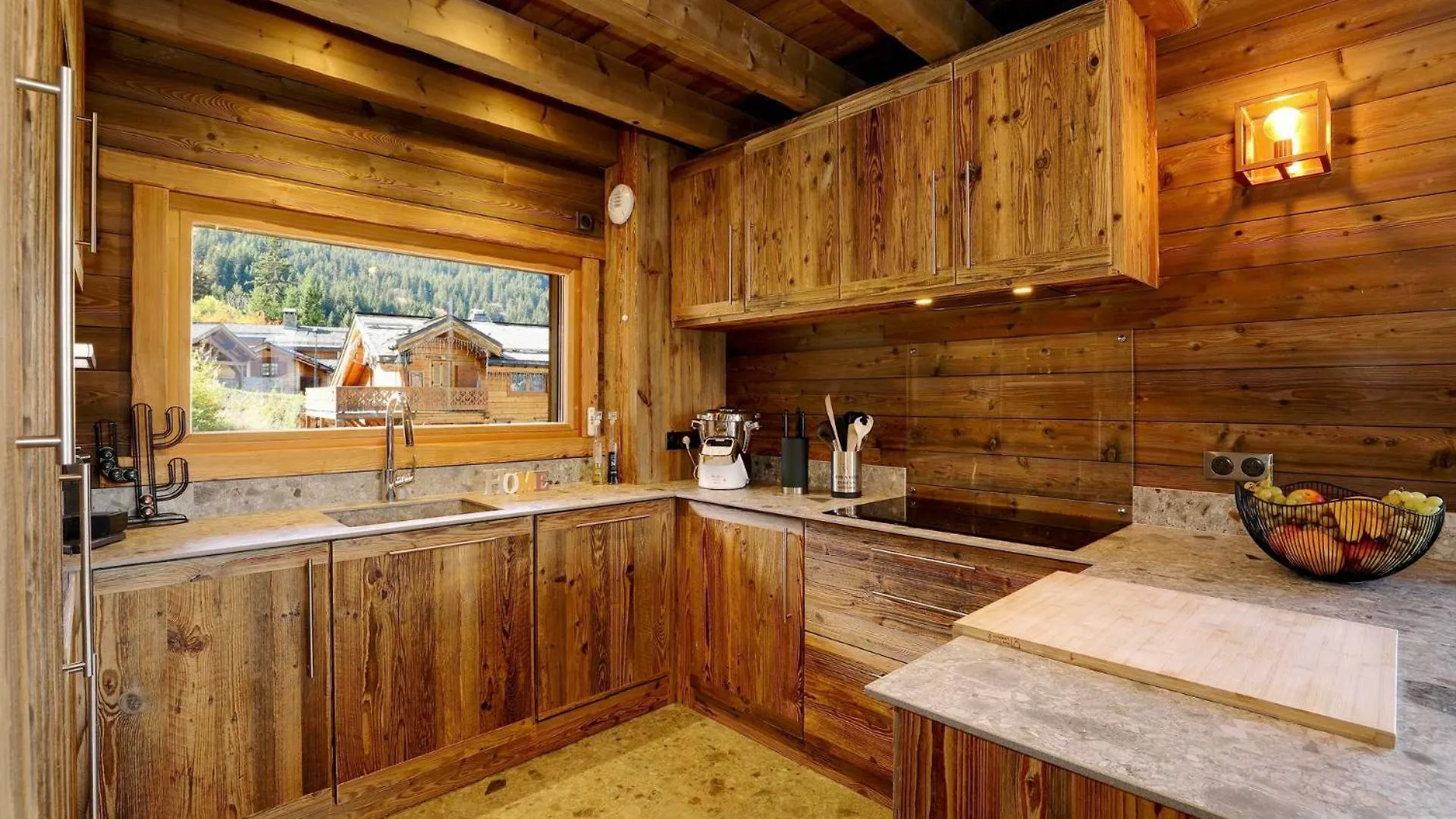 Exceptional Chalet In Courchevel La Tania